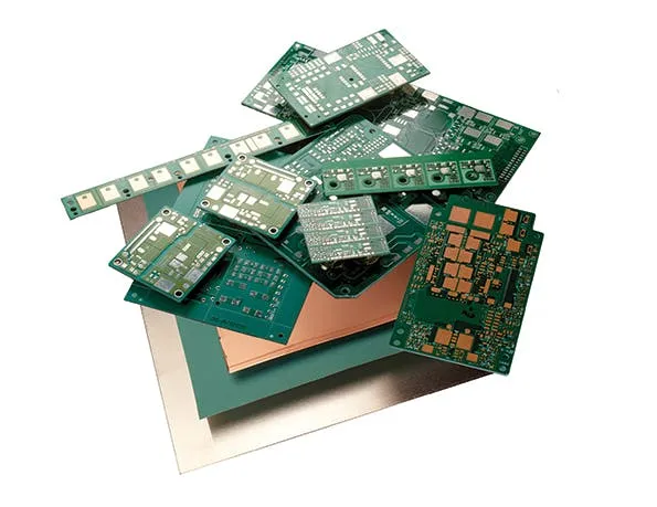 Different PCB substrate materials including FR-4, Rogers, and metal.