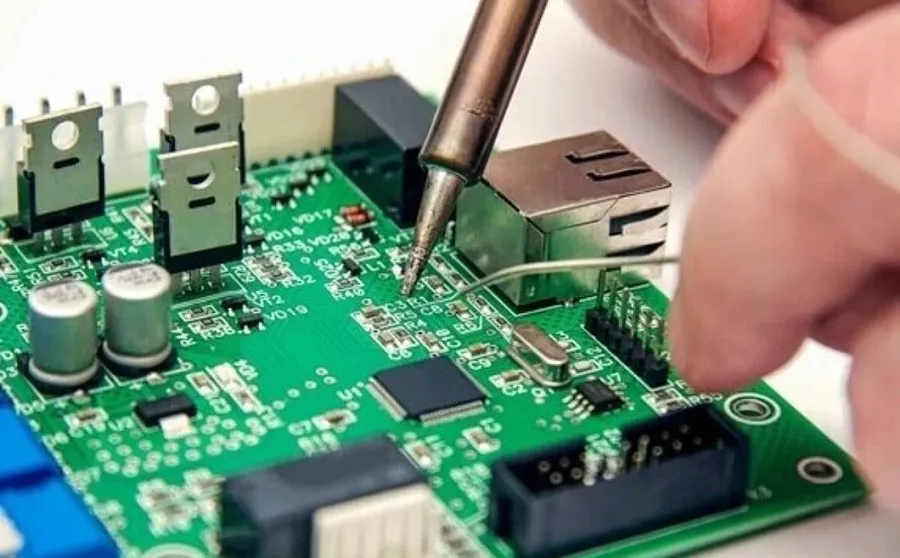 A fully assembled PCB with all components soldered and ready to use.