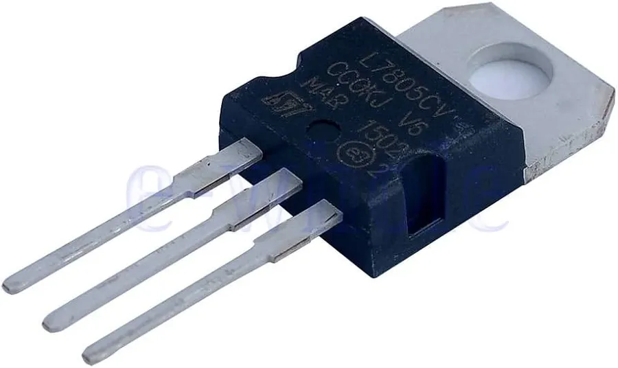 A 7805 series voltage regulator IC.