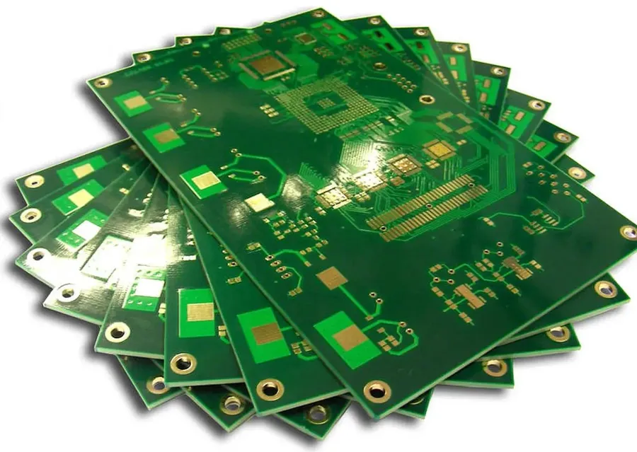 A PCB manufacturing factory, showing production equipment and personnel.