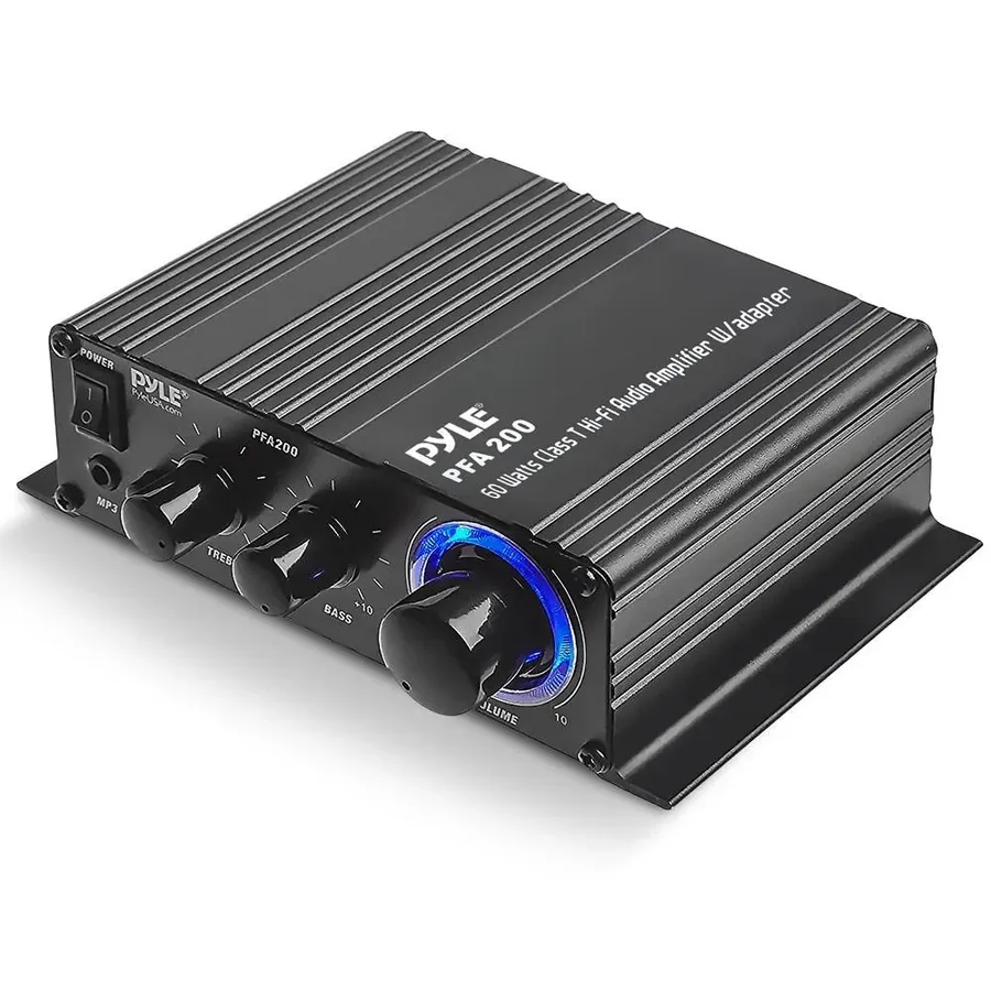 A high-fidelity audio amplifier with Elna capacitors clearly visible inside.